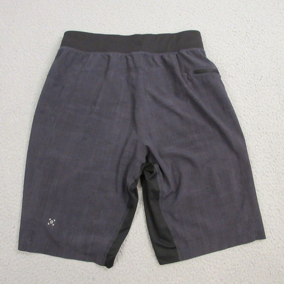 Lululemon Mens T.H.E. Short Linerless 11" Inseam size S Gym Workout Athletic - Picture 3 of 10